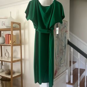 NWT KENZIE Kelly Green Dress